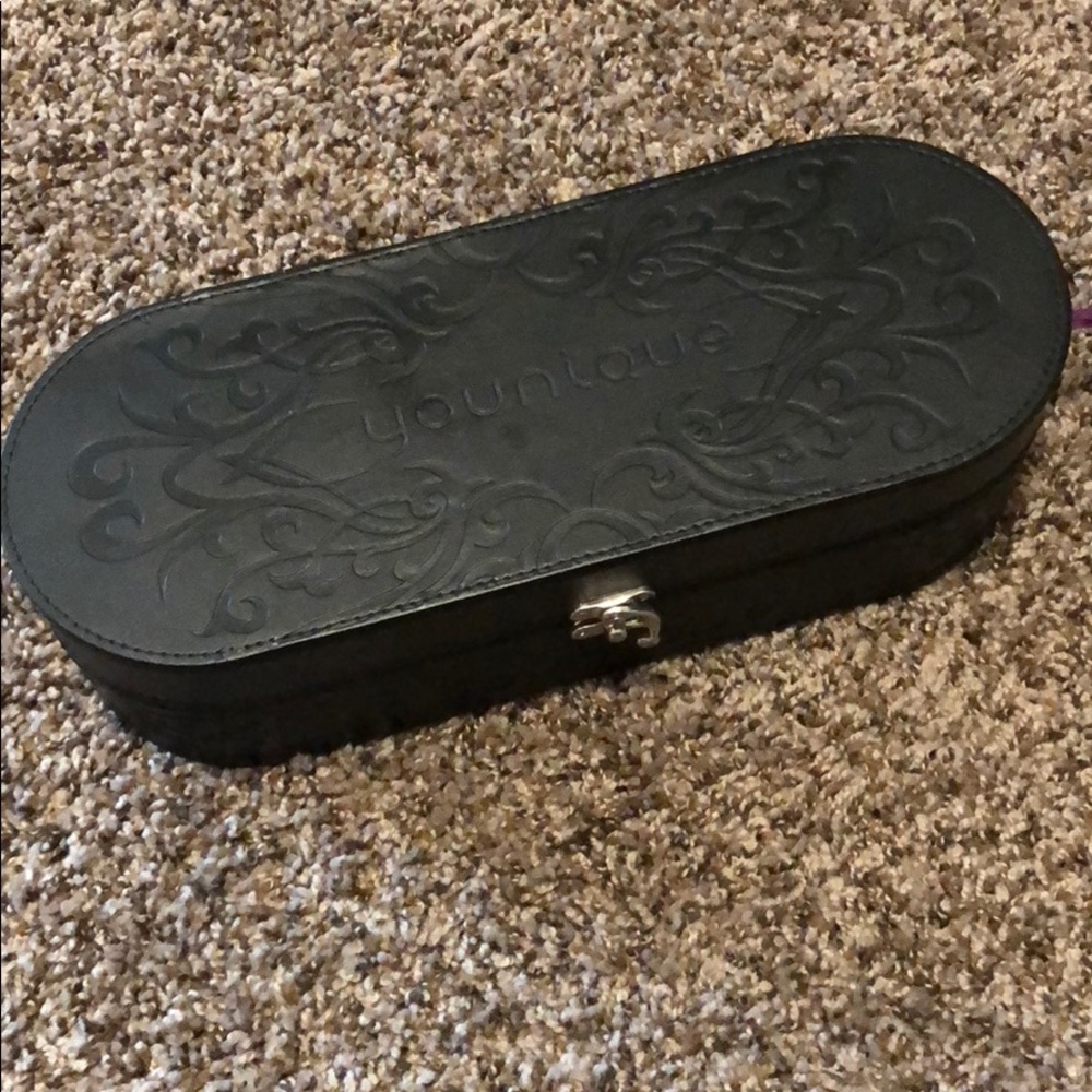 Younique makeup starter kit